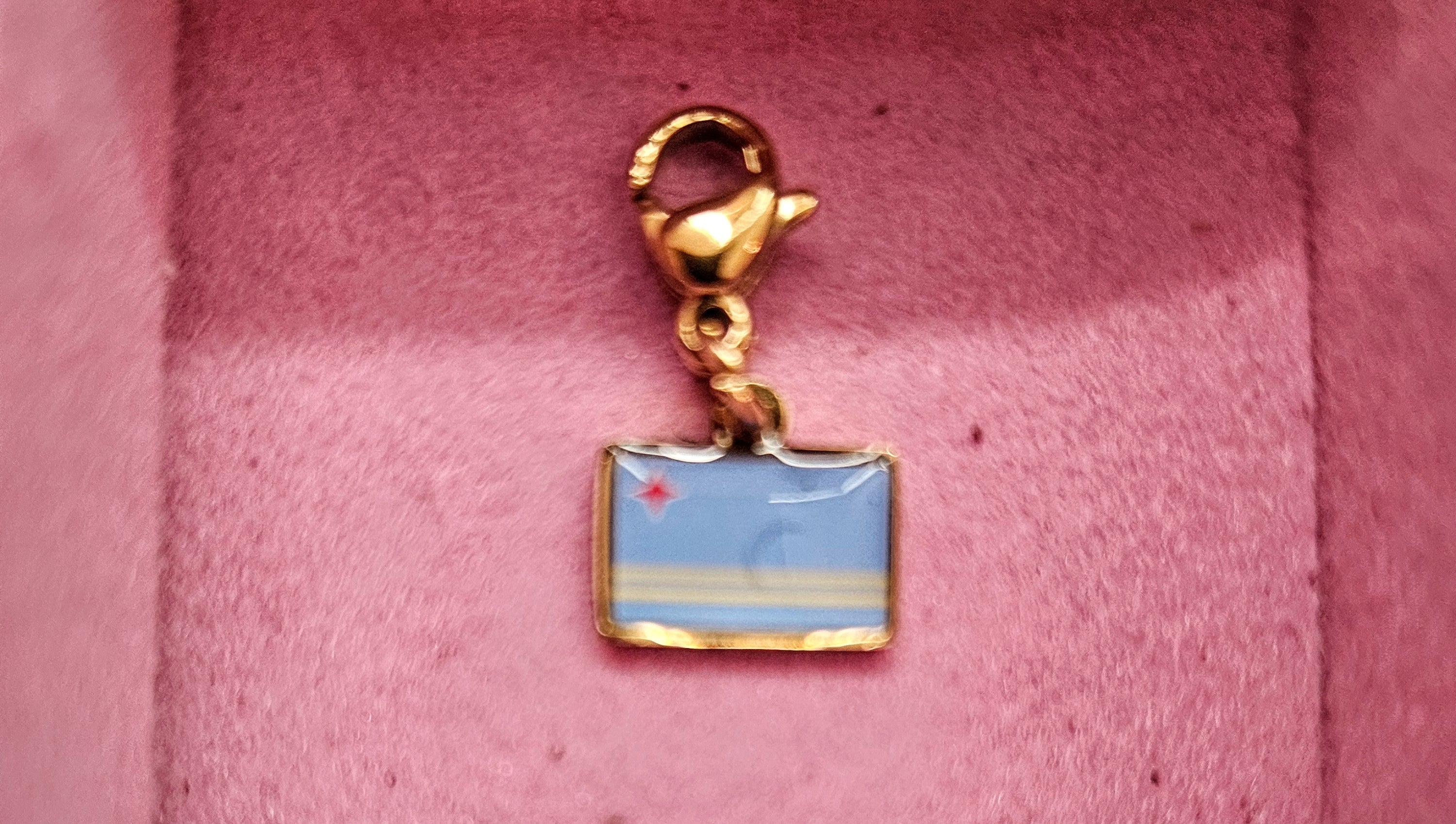 Custom Caribbean souvenir mini Hook Charms