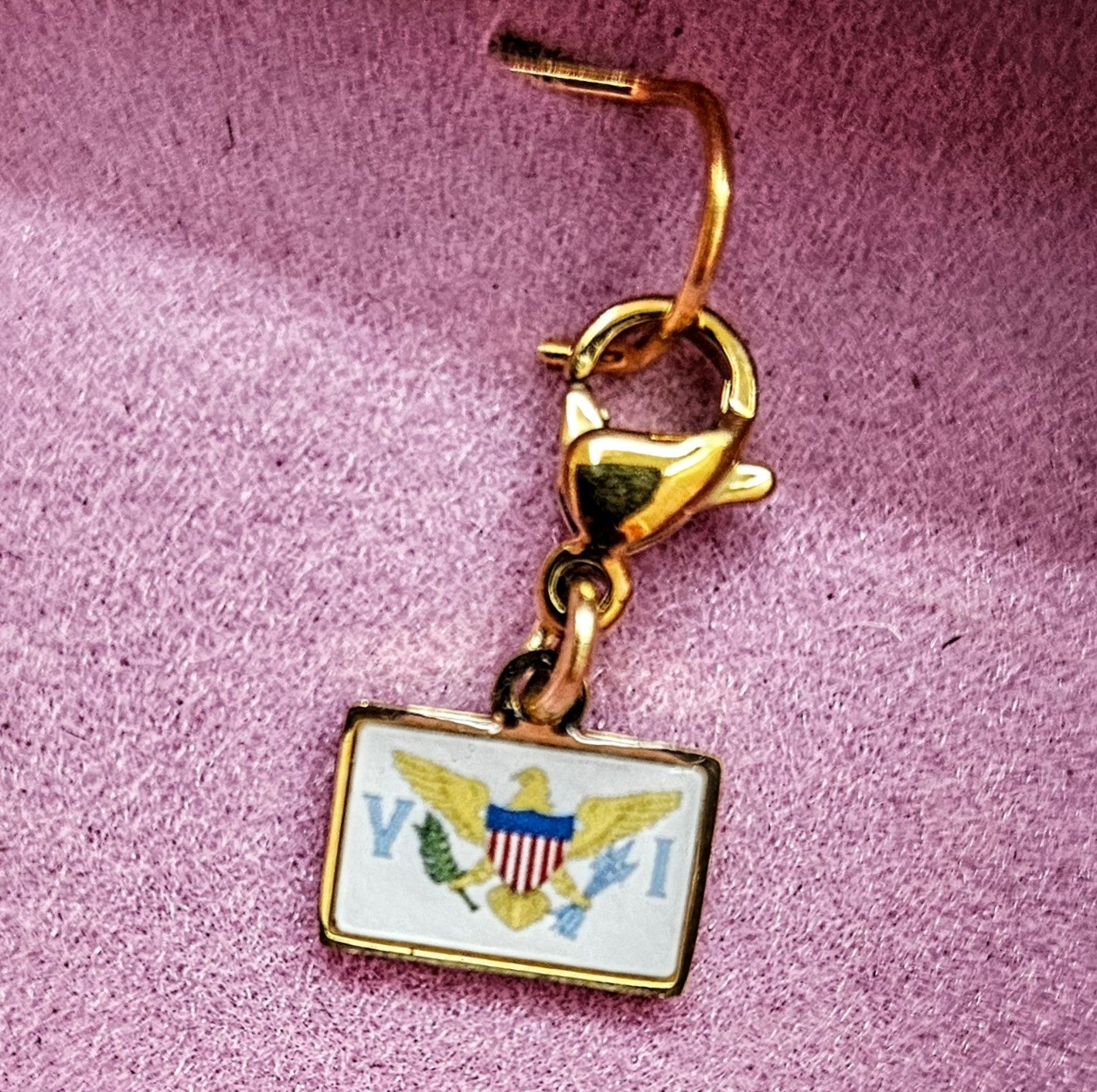 Custom Caribbean souvenir mini Hook Charms